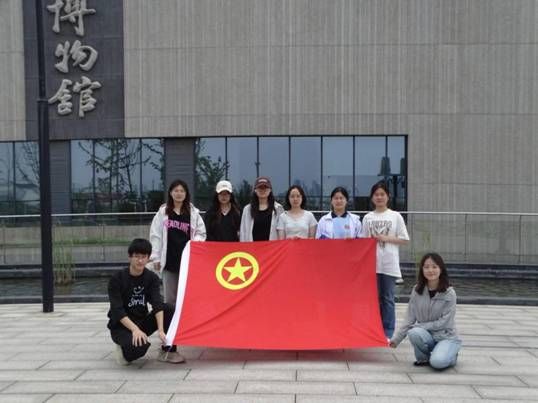 bevictor伟德举办“法学传承端午韵，团日共筑法治魂”主题团日活动 (6)